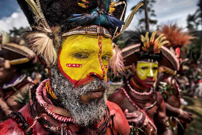 Huli Tribesman Portrait of a Huli Wigman © Roberto Pazzi