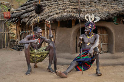Larim Tribesmen Daily life scene in a Larim village © Roberto Pazzi