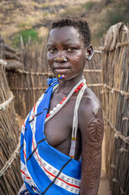 Larim Girl Portrait of a Larim girl © Roberto Pazzi