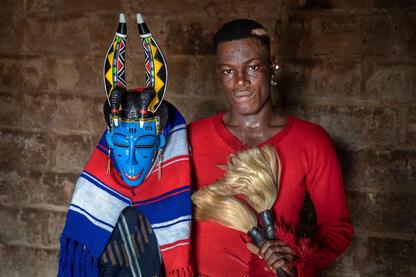 Zauli Performer Portrait of a Guro performer for the Zauli dance © Roberto Pazzi