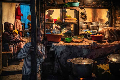 The Restaurant A glimpse of daily life at a street food restaurant © Roberto Pazzi