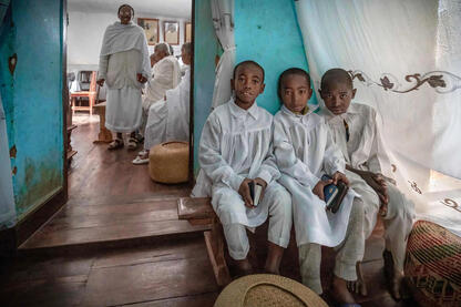 Leaders of Tomorrow Portrait of young 'mpiandries' at the 'toby' revival center © Roberto Pazzi