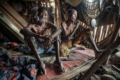 Scars of Identity Portrait of the Holi king with his scarification master © Roberto Pazzi