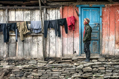 The Washing Line Daily life scene on Himalaya © Roberto Pazzi