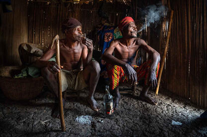Holi People Portrait of Holy tribesmen © Roberto Pazzi