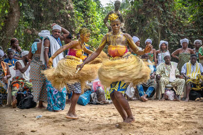 Sakpata Dance Performers for the Vodun Sakpata dance © Roberto Pazzi